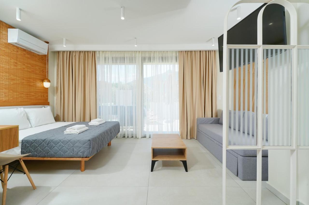 Valen Mare Suites Skala Potamia  Exterior photo